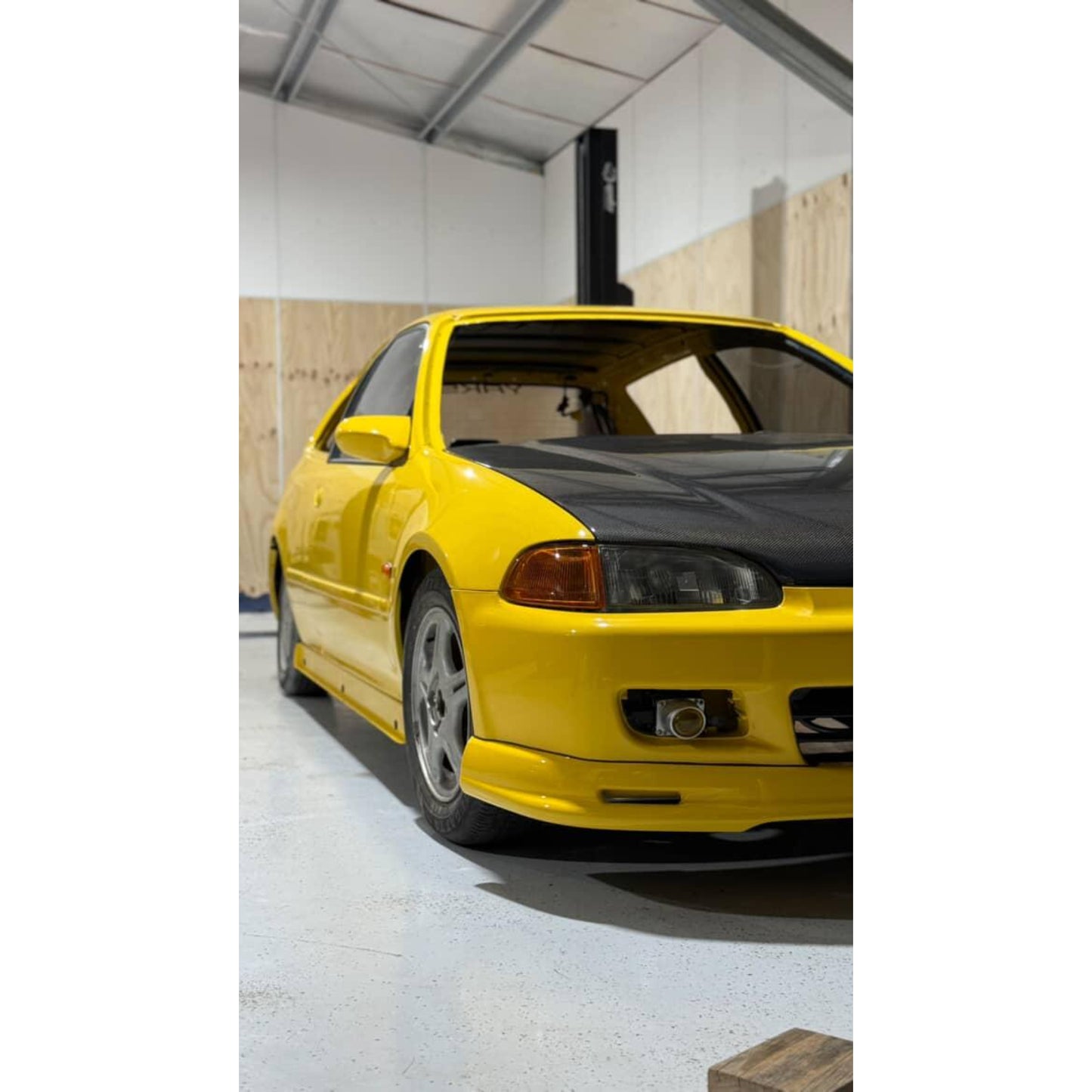 EG Hatch Spoon Style Mirror